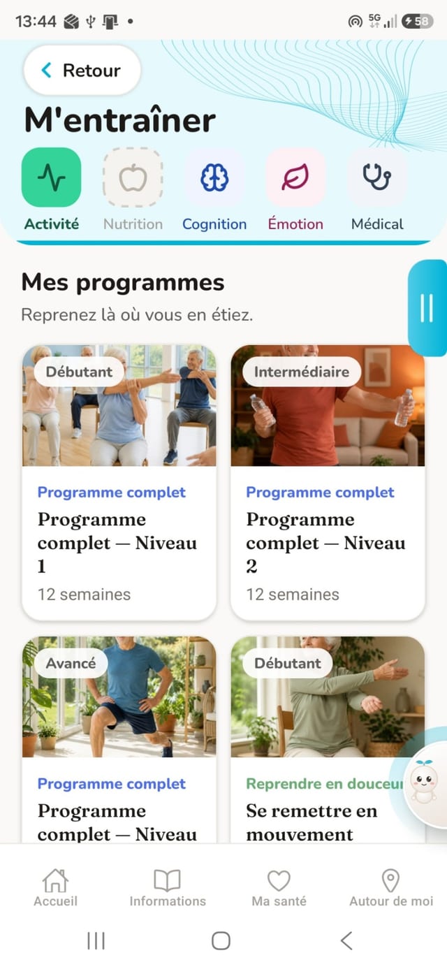 Écran « M’entraîner » de l’application Bien Vieillir Ensemble : les programmes d’activité physique par niveau, débutant, intermédiaire et avancé.